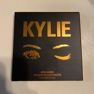 Bronze Kylie cosmetics kyshadow ‼️MAJOR SALE‼️